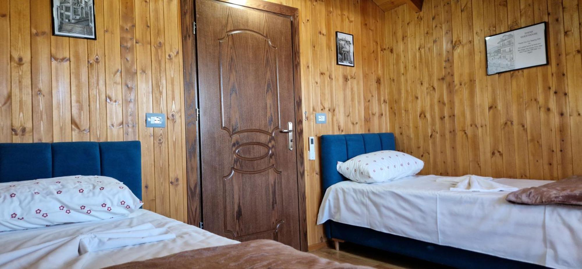 Shena Guest House ジロカストラ エクステリア 写真