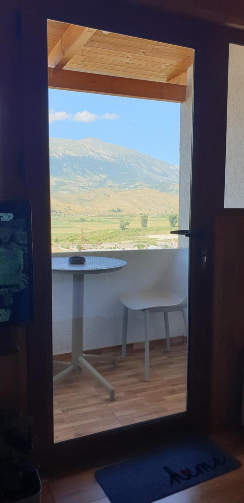 Shena Guest House ジロカストラ エクステリア 写真