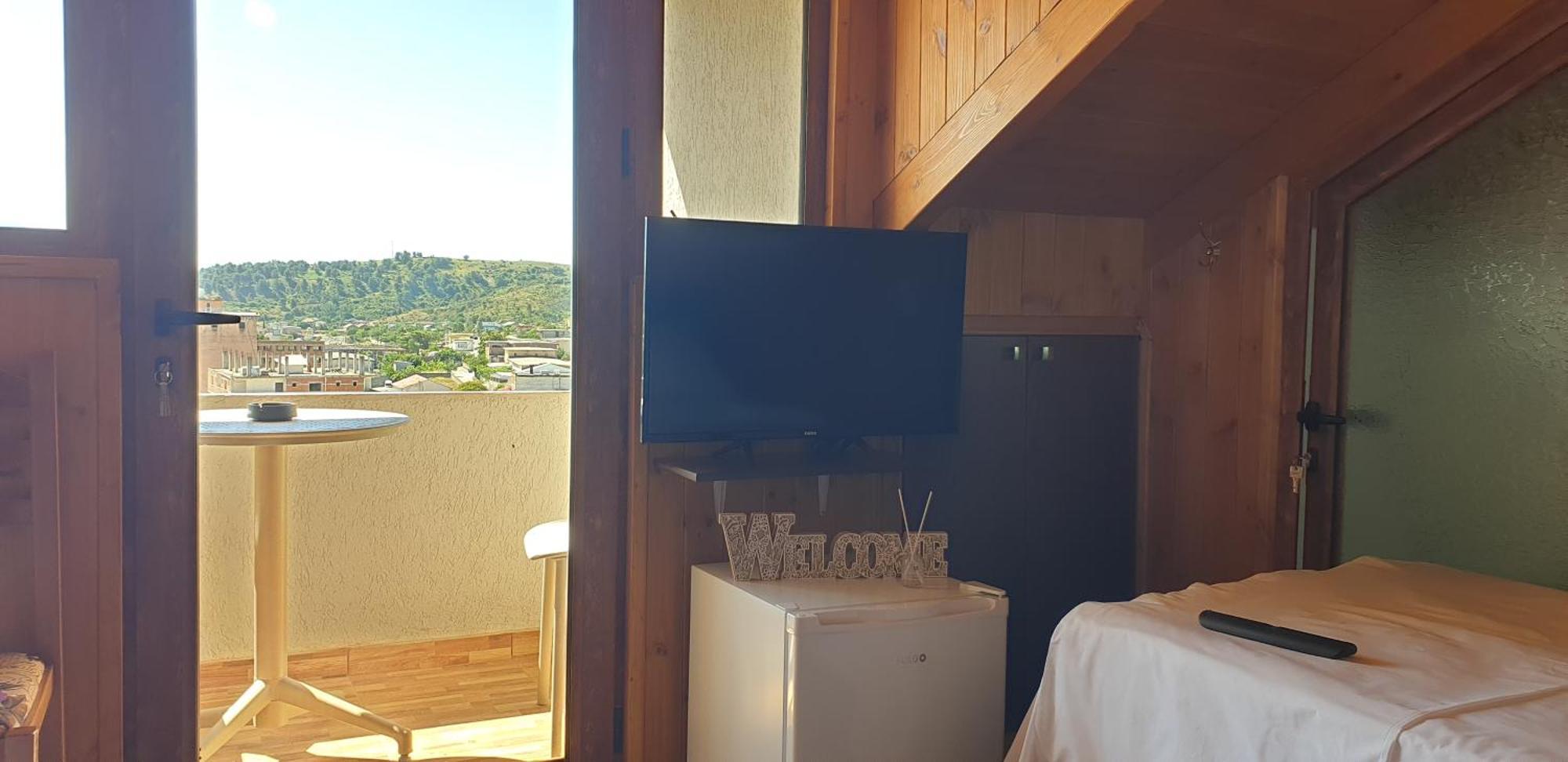 Shena Guest House ジロカストラ エクステリア 写真